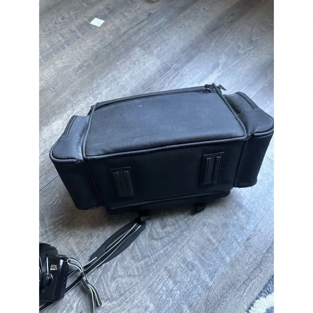 VINTAGE Canon EOS Rebel X SLR 35mm Film Camera WITH CASE  (Untested)‎